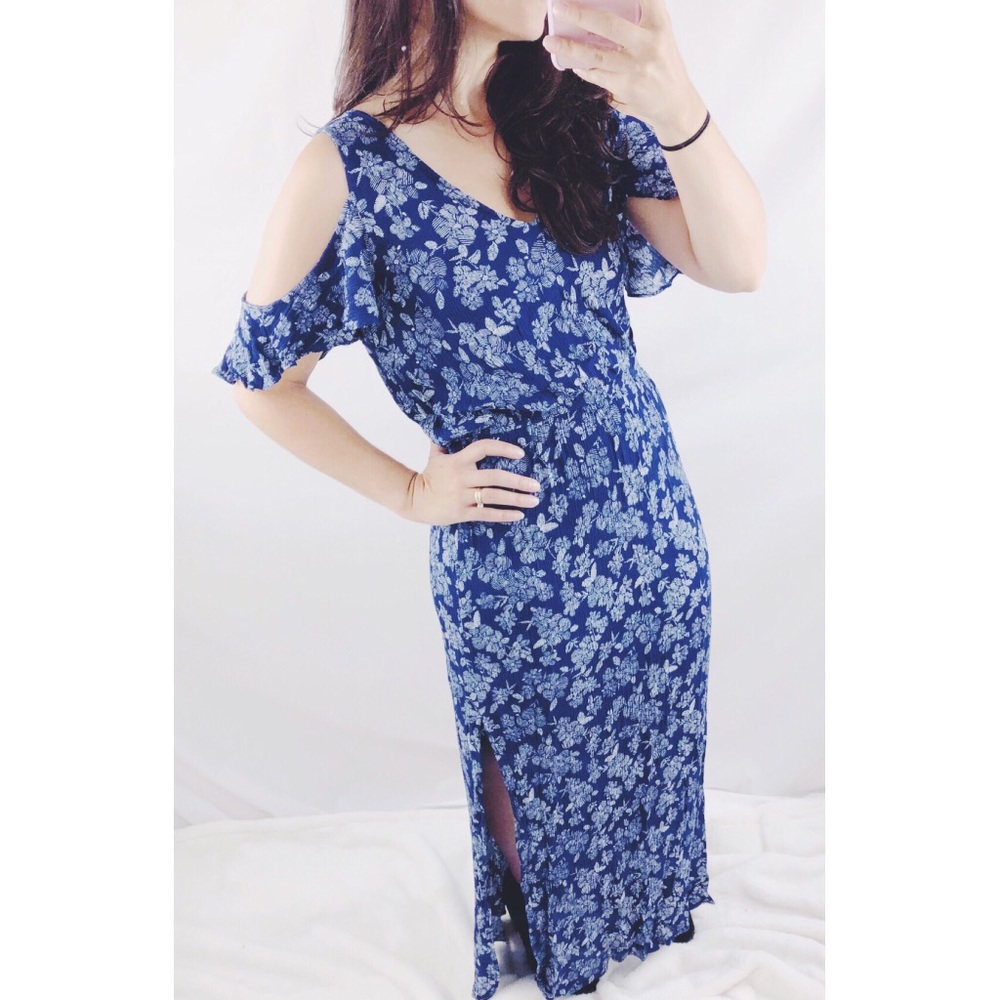 Aqua Bloomingdales Cold Shoulder Boho Maxi